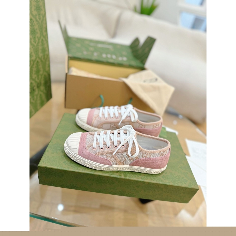 G*u*i casual shoes